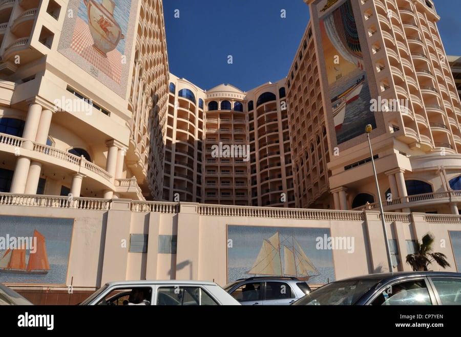 Sidi Gaber Towers Mall - Gallery Photo 9