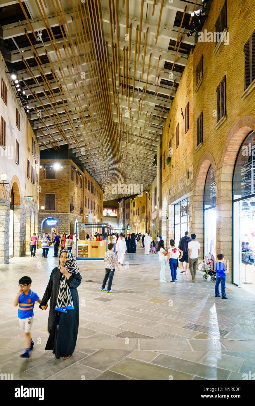The Outlet Village - Gallery Photo 3
