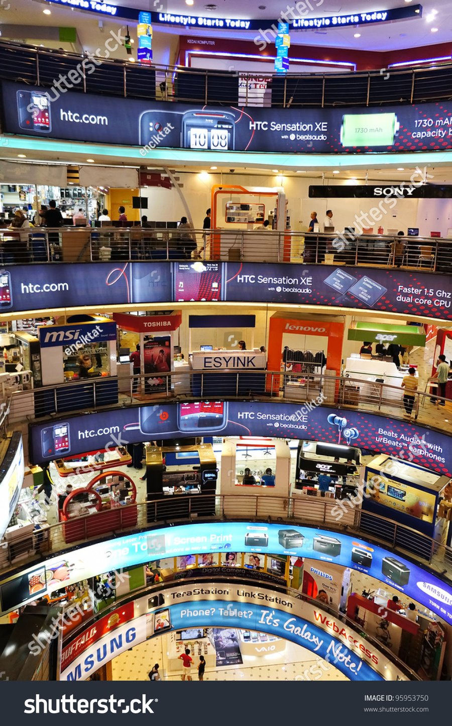 Plaza Low Yat - Gallery Photo 11