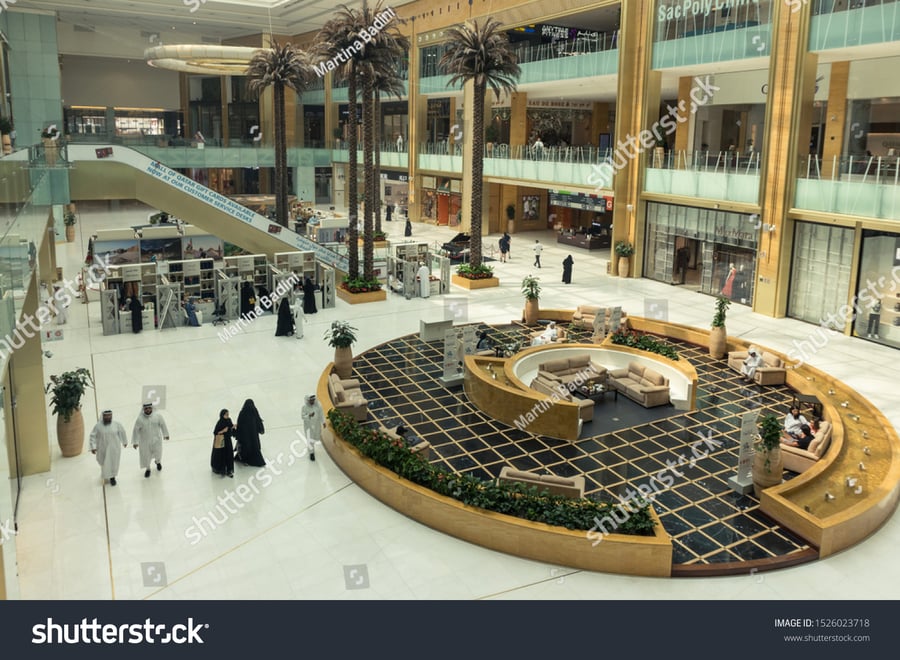 04 Mall - Gallery Photo 2 04 Mall - Gallery Photo 2