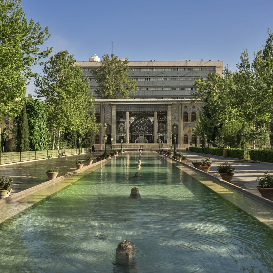 Laleh Park - Gallery Photo 6