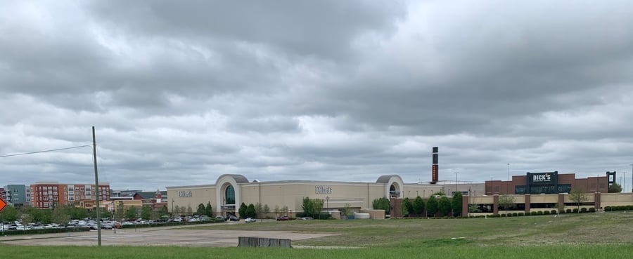 Liberty Mall - Gallery Photo 12