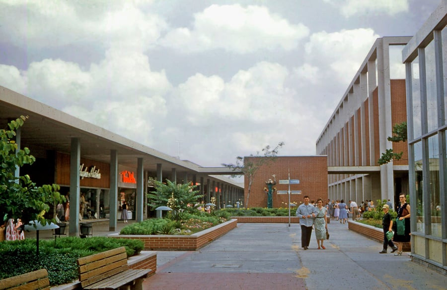 Southfield Mall - Gallery Photo 5