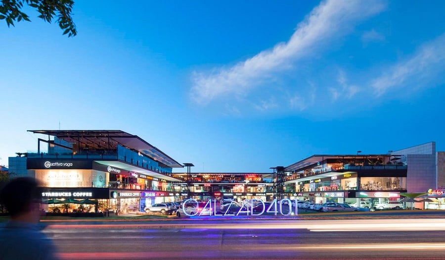 Plaza Paseo San Pedro - Gallery Photo 2