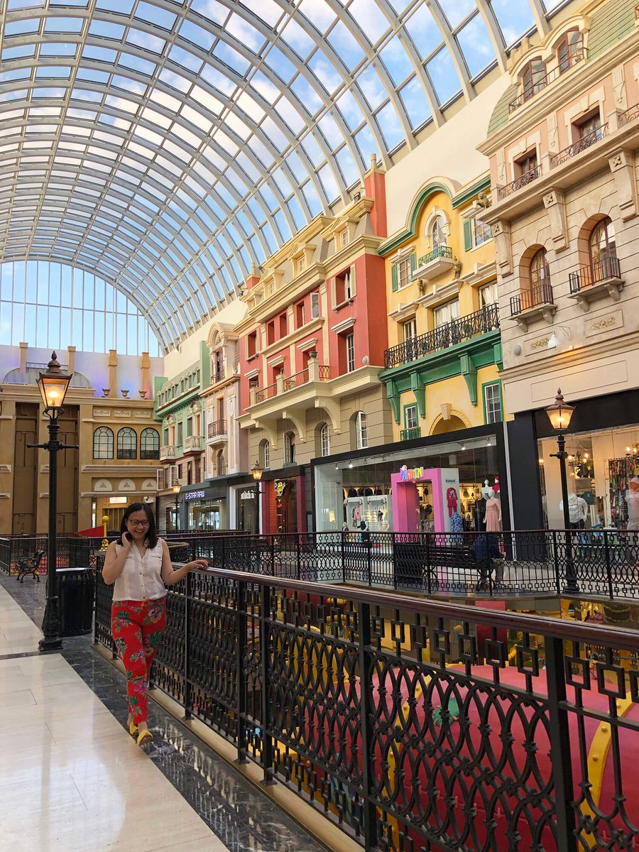 West Edmonton Mall - Gallery Photo 16