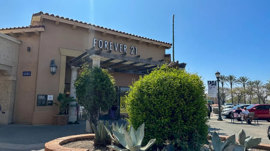 Las Americas Premium Outlets - Gallery Photo 8