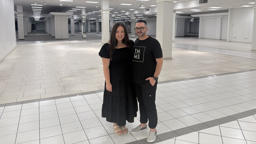 White Oaks Mall - Gallery Photo 4