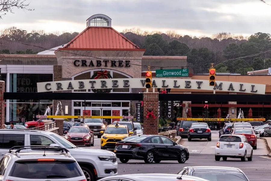 Crabtree Valley Mall - Gallery Photo 7