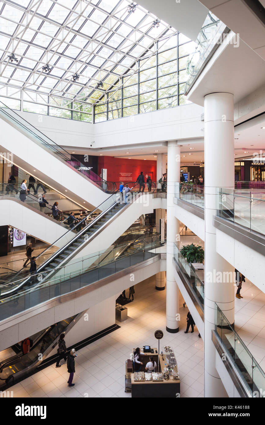 Cf Rideau Centre - Gallery Photo 5