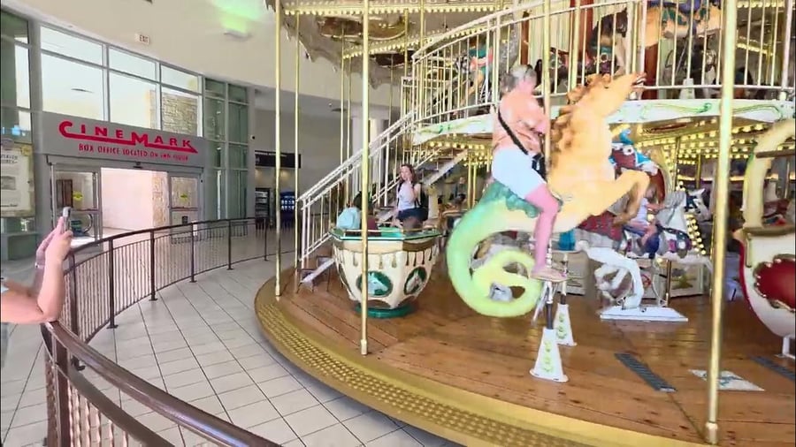 Memorial City Mall - Gallery Photo 9