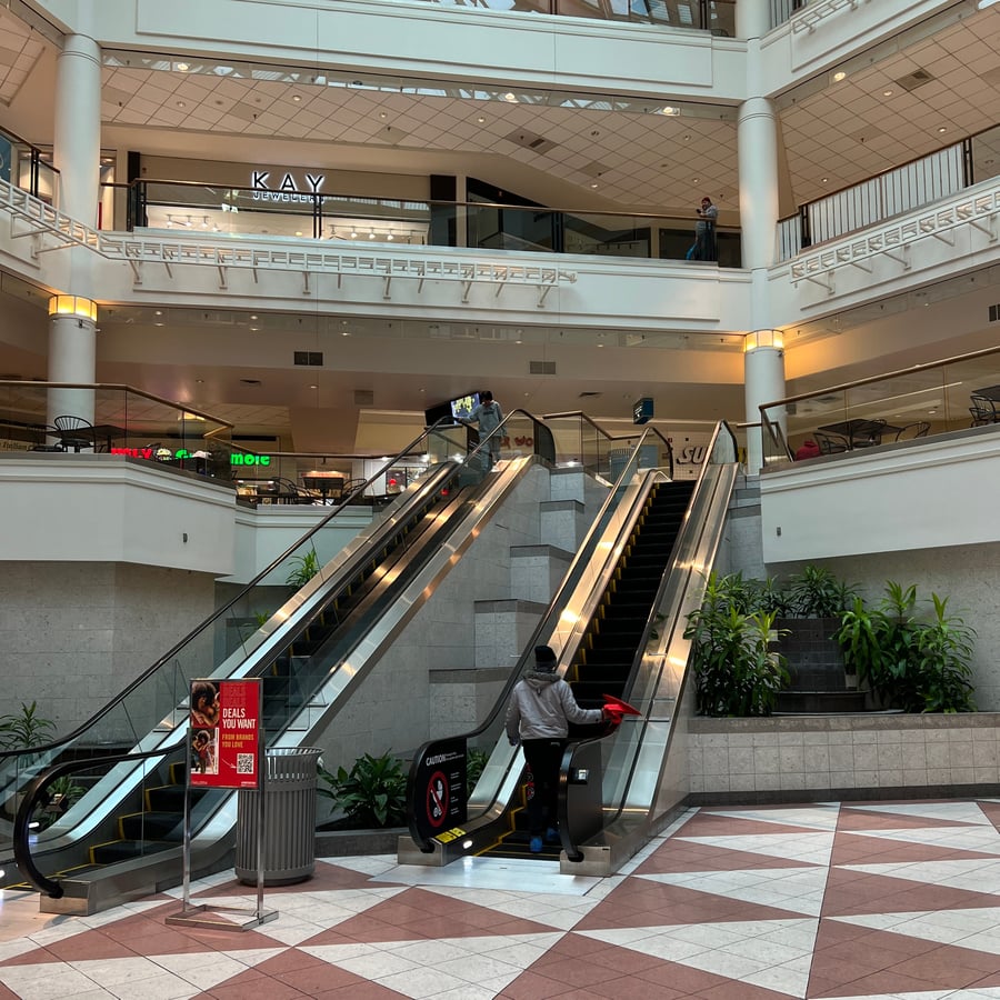 Galleria At White Plains - Gallery Photo 13 Galleria At White Plains - Gallery Photo 13