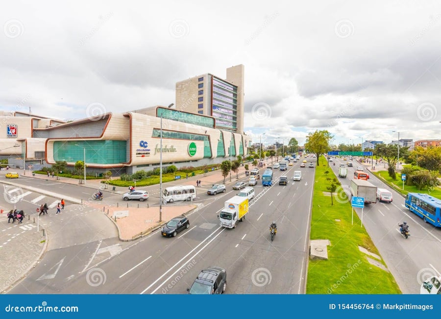 Titán Plaza - Gallery Photo 2