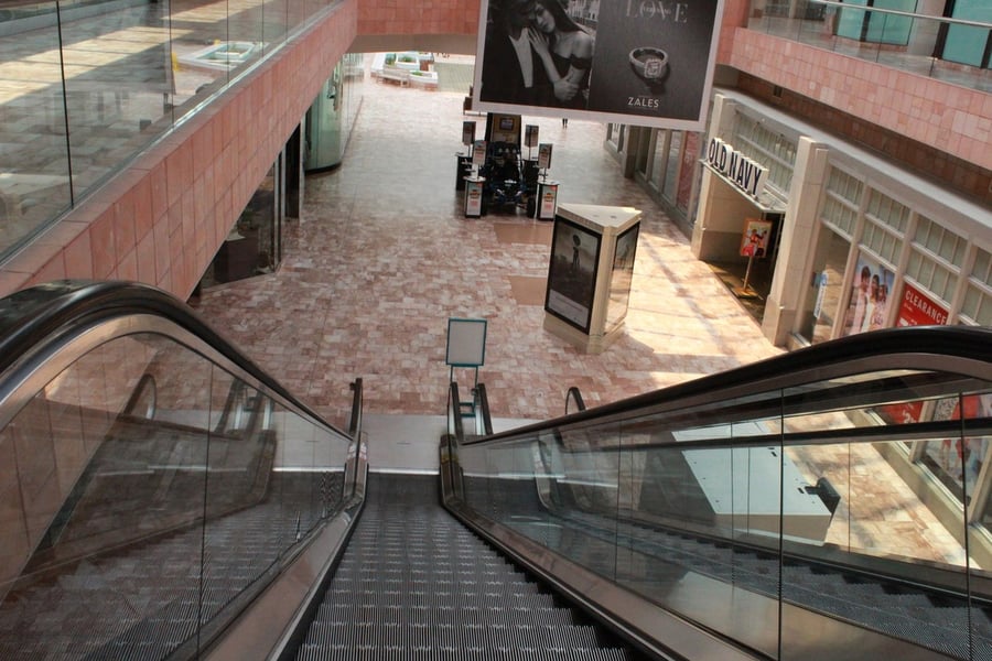 Mane Mall - Gallery Photo 3 Mane Mall - Gallery Photo 3