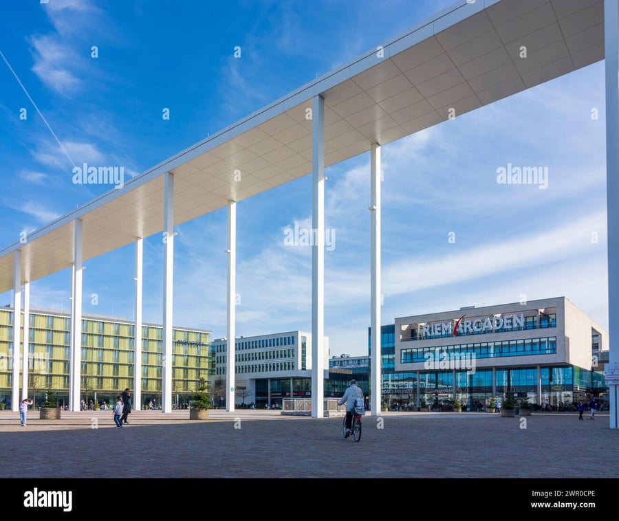 Riem Arcaden - Gallery Photo 2