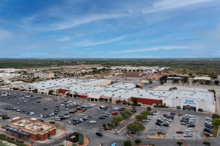 Plaza Del Sol - Gallery Photo 12