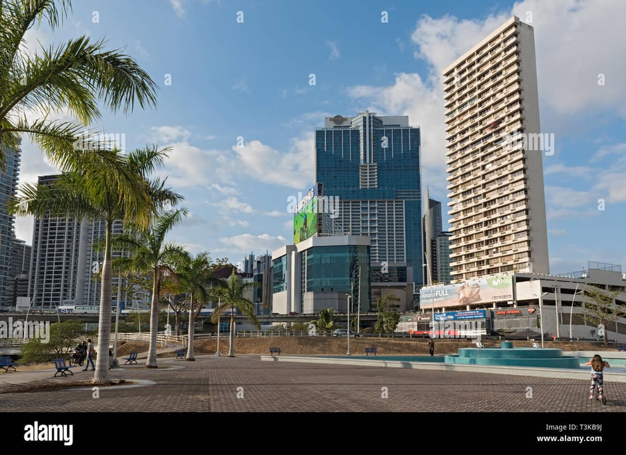 Plaza Del Parque - Gallery Photo 7