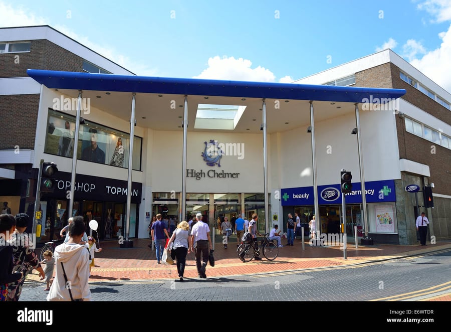 Chelmer Village Retail Park - Gallery Photo 4