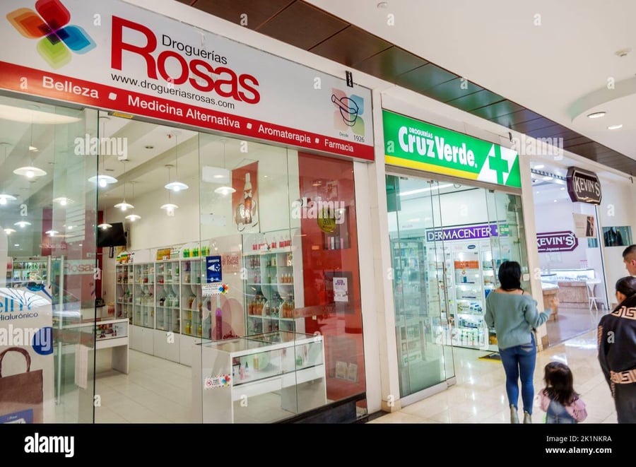 Centro Comercial Salitre Plaza - Gallery Photo 1