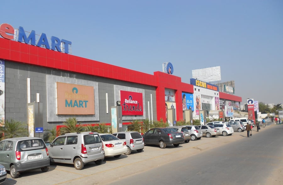 Iscon Mega Mall - Gallery Photo 19