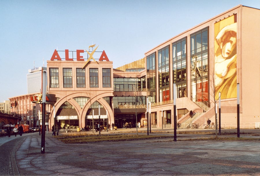 Alexa - Gallery Photo 5