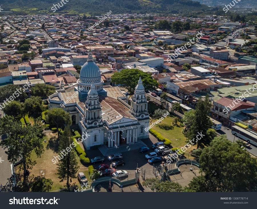 Plaza Desamparados - Gallery Photo 2