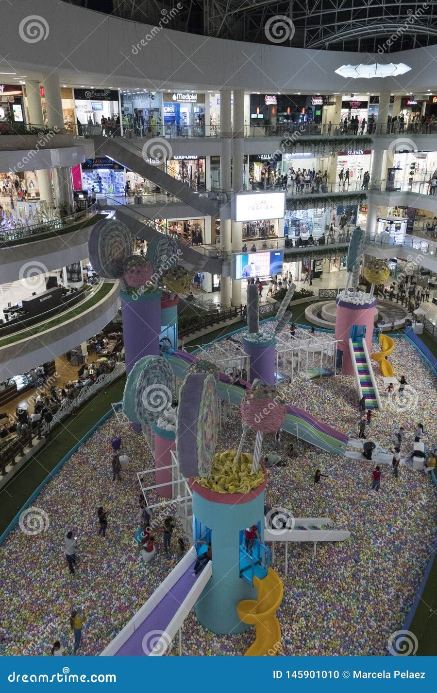 Santafé Mall - Gallery Photo 7