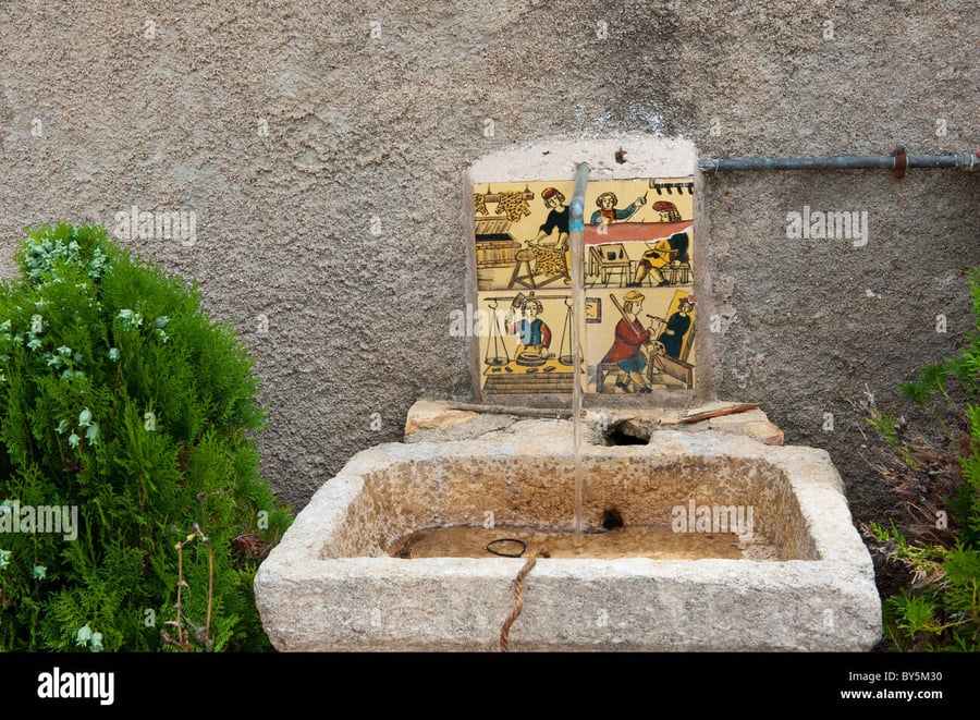 Plaza La Fontana - Gallery Photo 4