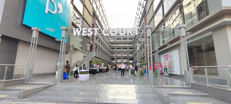 Iscon Mega Mall - Gallery Photo 22