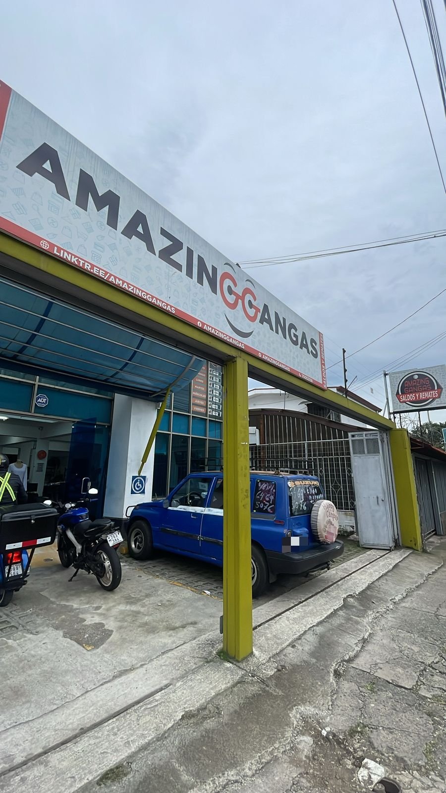 Plaza Los Prados - Gallery Photo 2