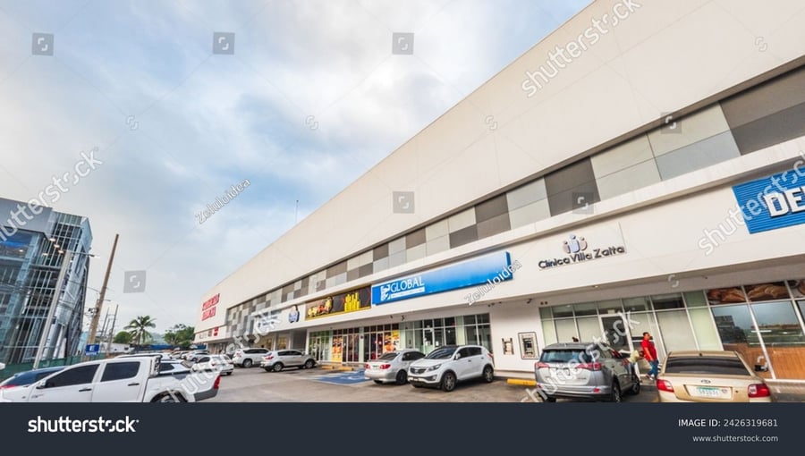 Centro Comercial Villa Lucre - Gallery Photo 5