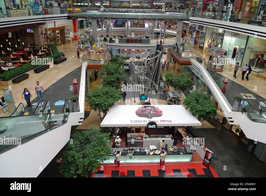 Oakland Mall - Gallery Photo 5