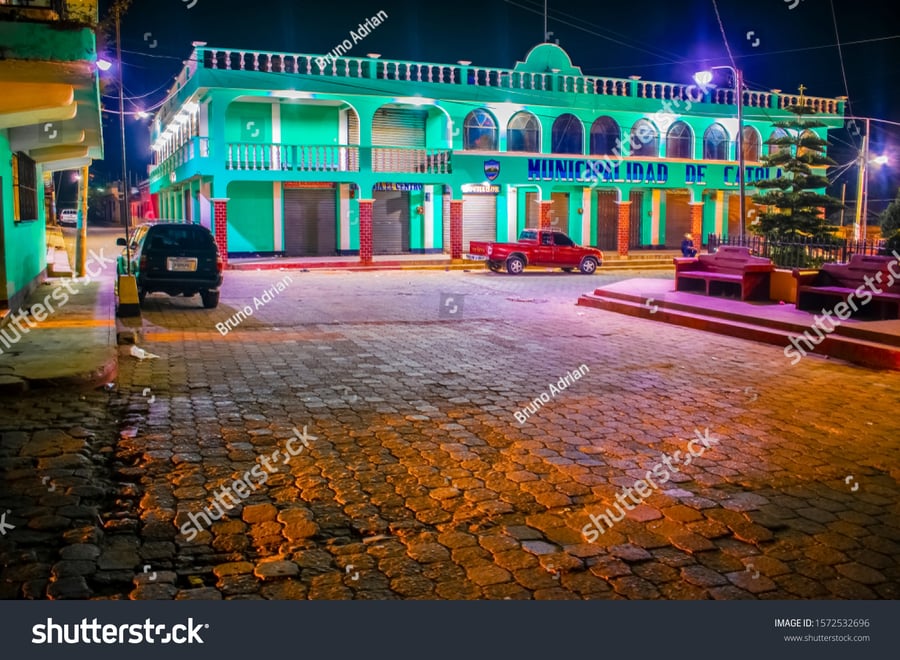 Quetzaltenango Mall - Gallery Photo 3 Quetzaltenango Mall - Gallery Photo 3