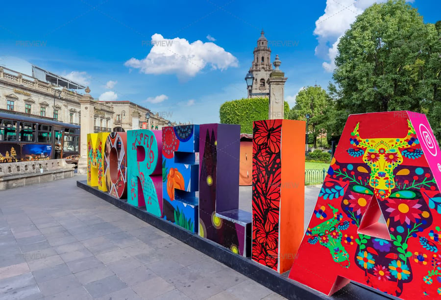 Plaza Morelia - Gallery Photo 9