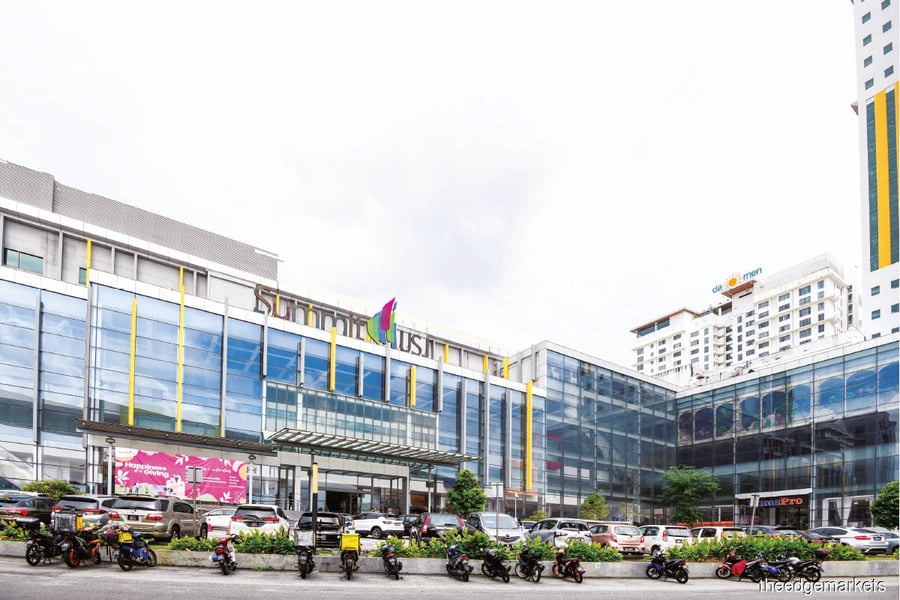 Summit Usj - Gallery Photo 1