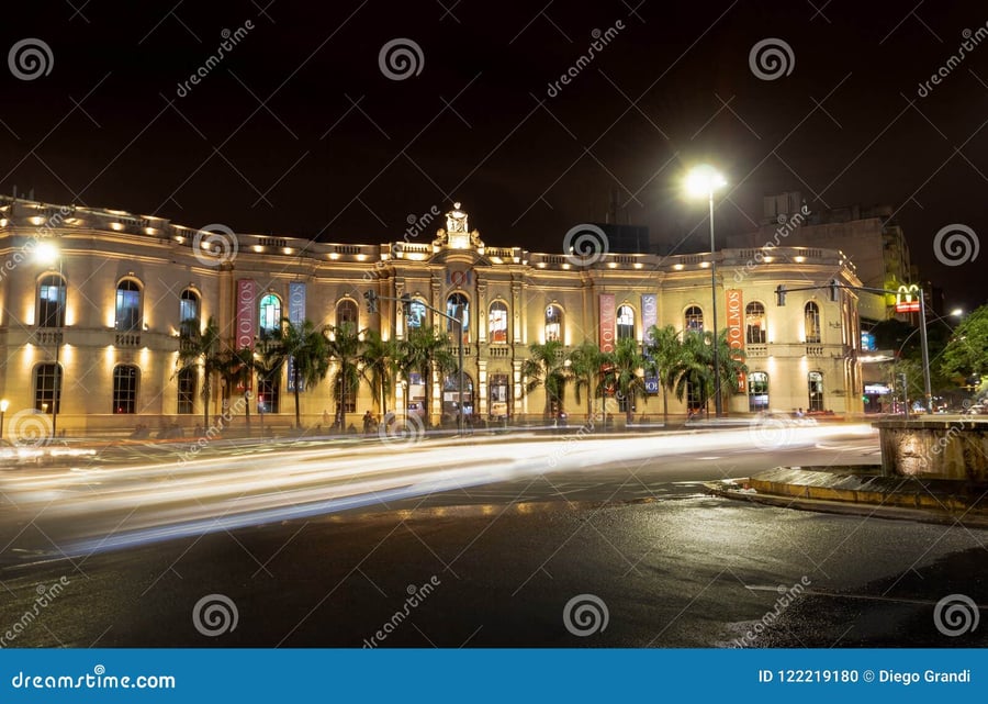 Plaza Del Olmo - Gallery Photo 2