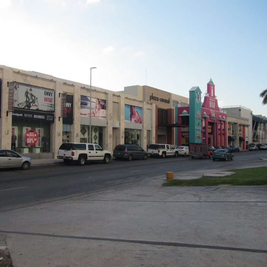 Plaza Caracol - Gallery Photo 16