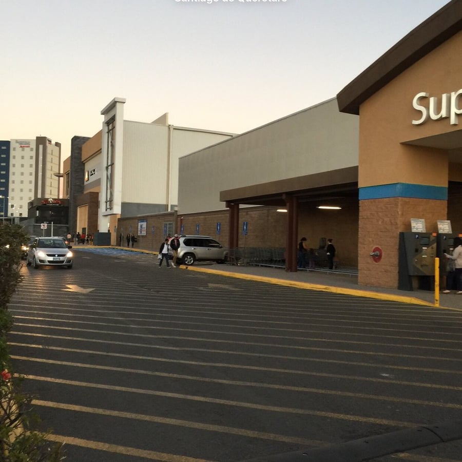 Querétaro Premium Outlets - Gallery Photo 2
