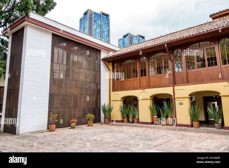 Centro Comercial Royal Center - Gallery Photo 4 Centro Comercial Royal Center - Gallery Photo 4