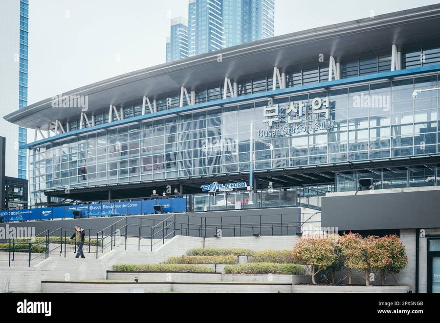 Busan Station Underground Shopping - Gallery Photo 3