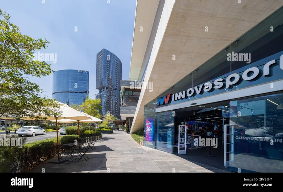 Plaza Patria - Gallery Photo 3