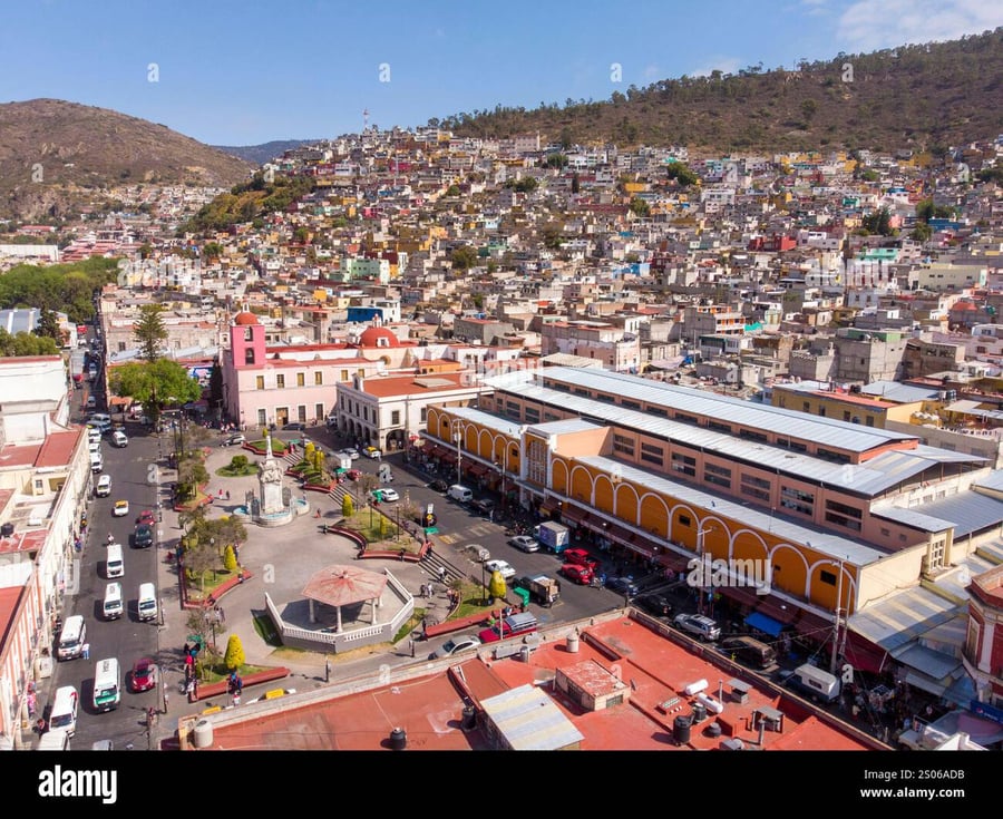 Plaza Moctezuma - Gallery Photo 2