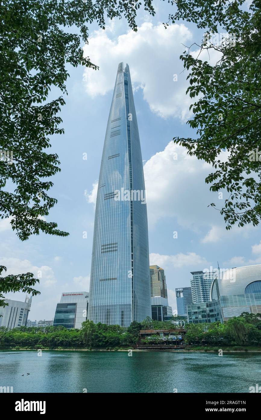 Lotte Mall Eunpyeong - Gallery Photo 4