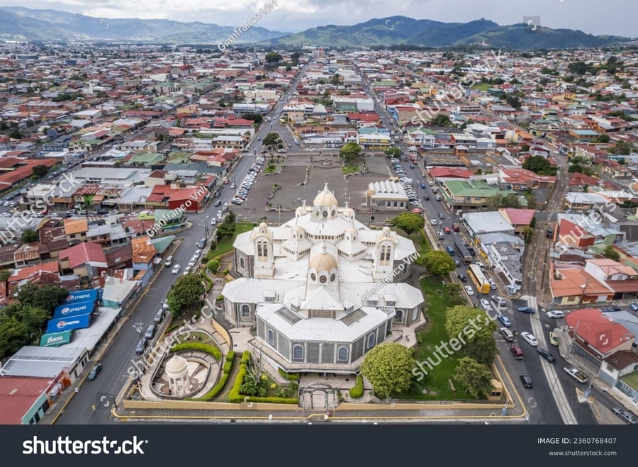 Plaza Cartago - Gallery Photo 2