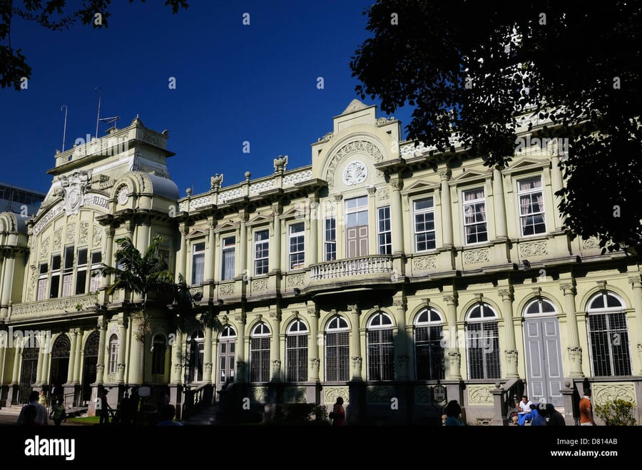 Plaza Del Sur - Gallery Photo 6