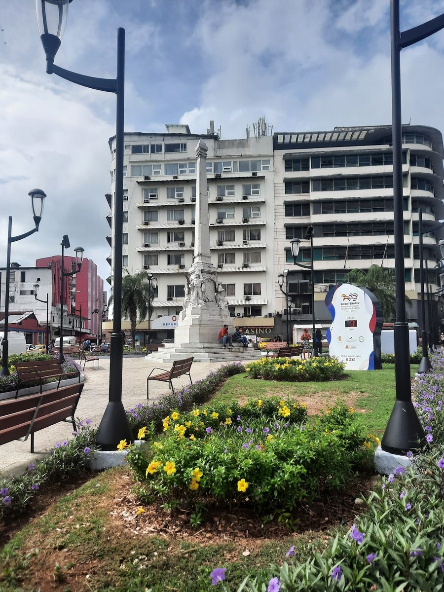 Plaza 5 De Mayo - Gallery Photo 7