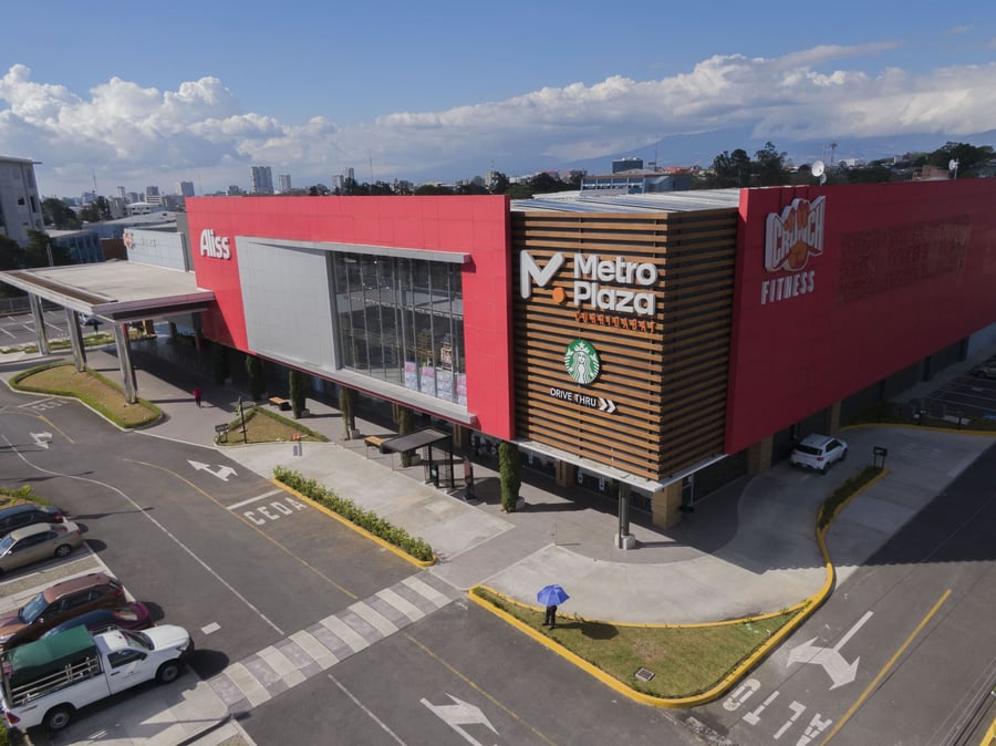Metro Plaza San Isidro - Gallery Photo 12 Metro Plaza San Isidro - Gallery Photo 12