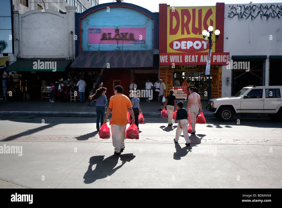 Plaza Ma. Calles - Gallery Photo 5