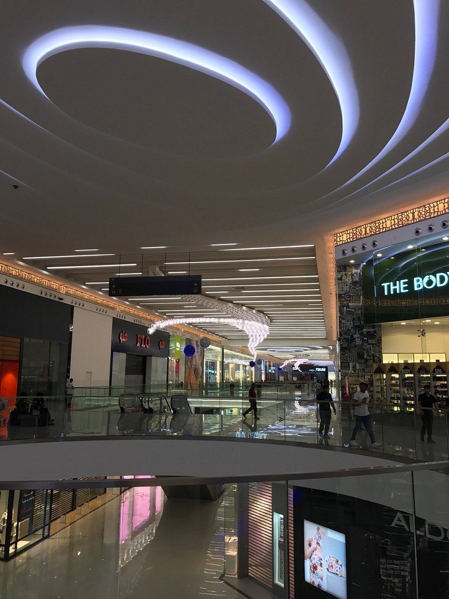 Al Hamra Plaza - Gallery Photo 2 Al Hamra Plaza - Gallery Photo 2