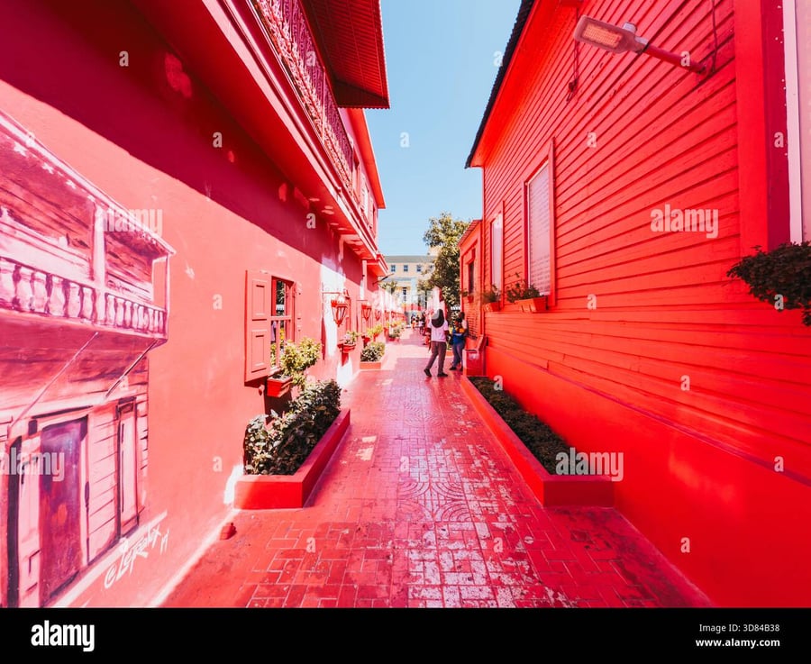 Plaza Monte Llano - Gallery Photo 1