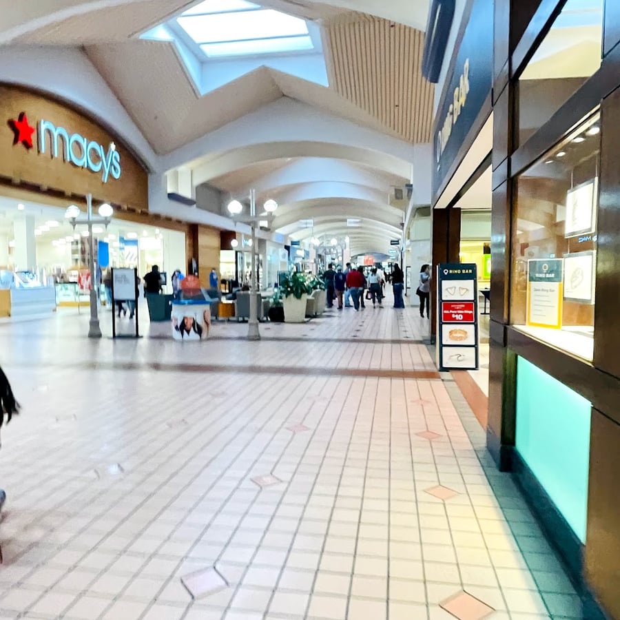 The Mall In Columbia - Gallery Photo 16